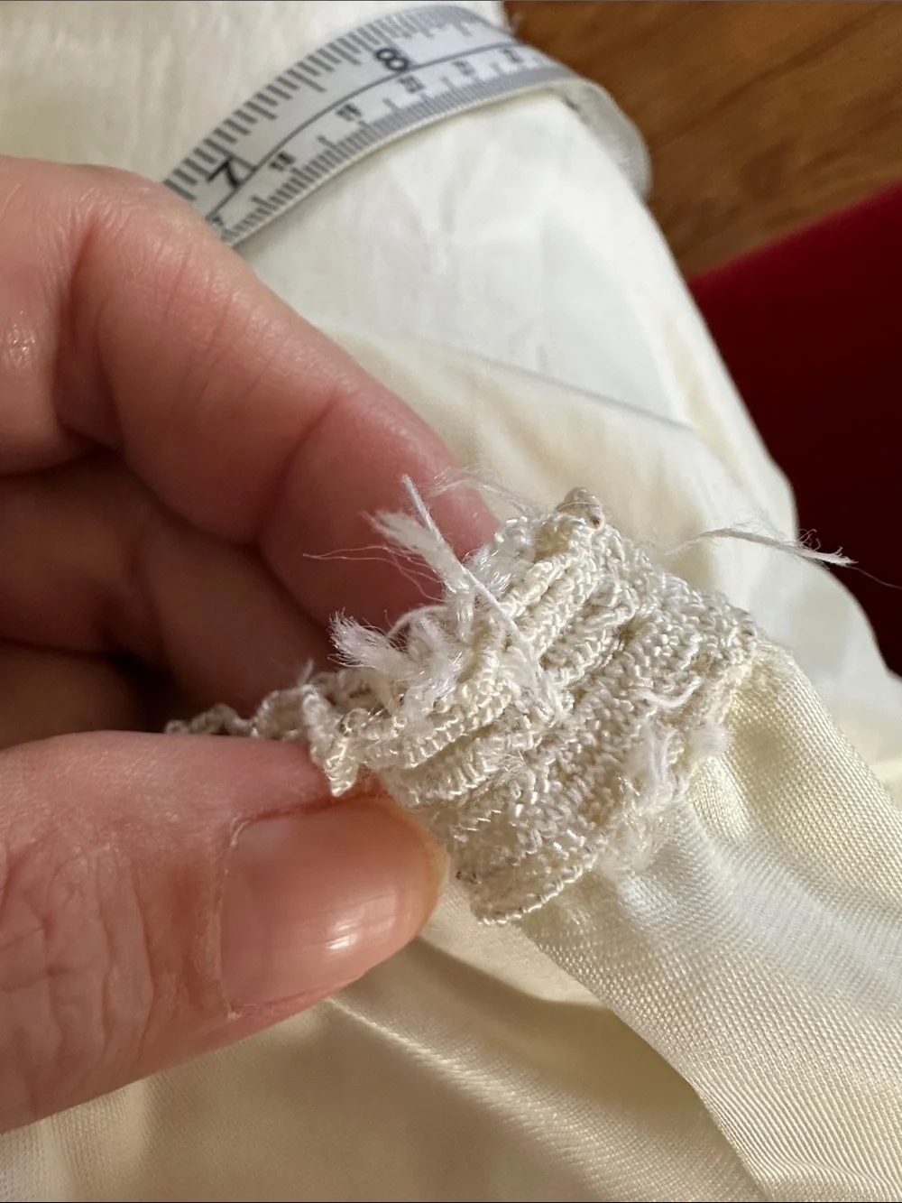 Vintage 60s Cream/Ivory Lace Half Slip with Tan Lace Hem - Picture 5 of 5